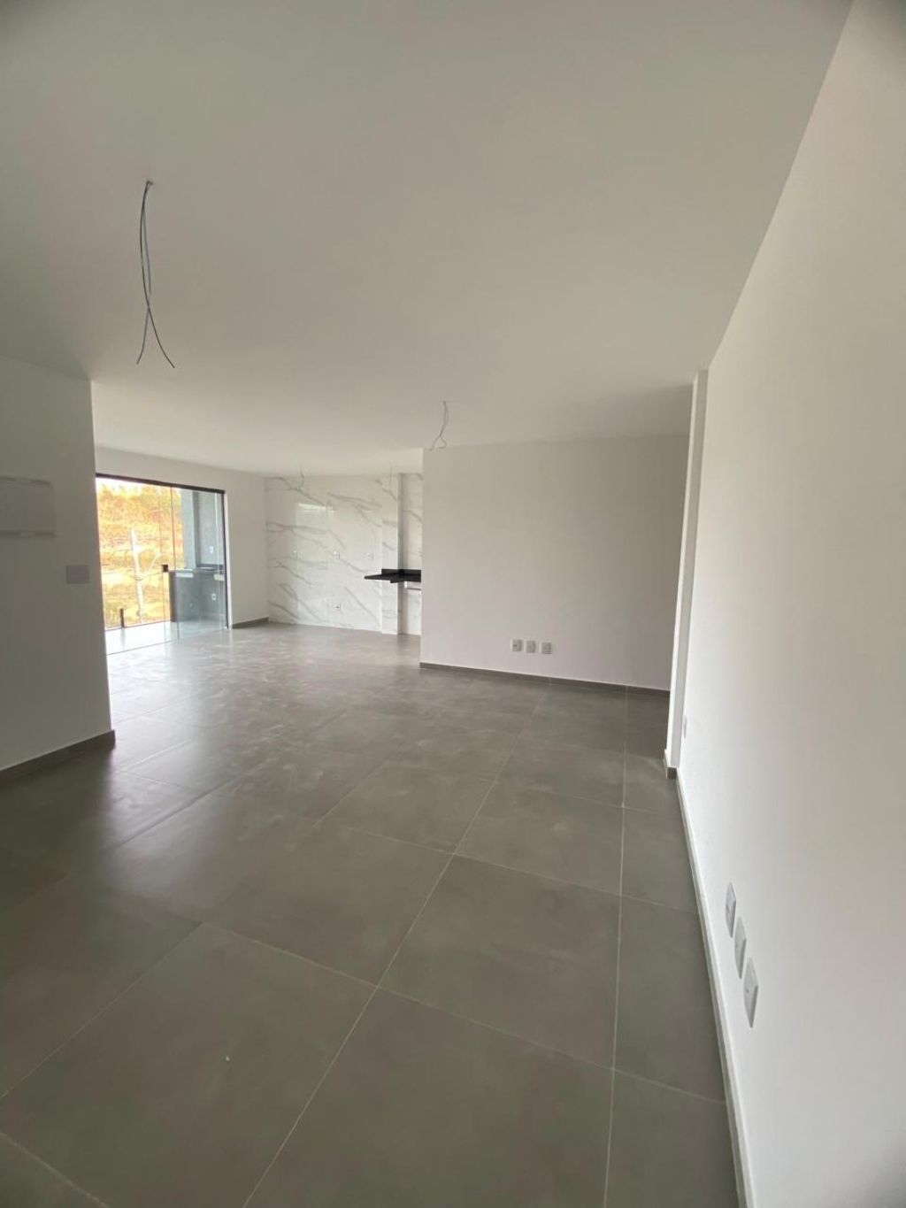 Apartamento à venda com 3 quartos, 85m² - Foto 3