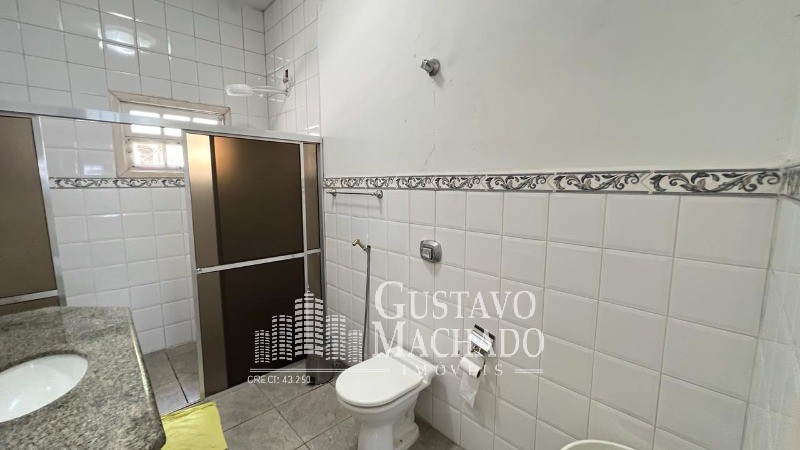 Casa à venda com 3 quartos, 600m² - Foto 17