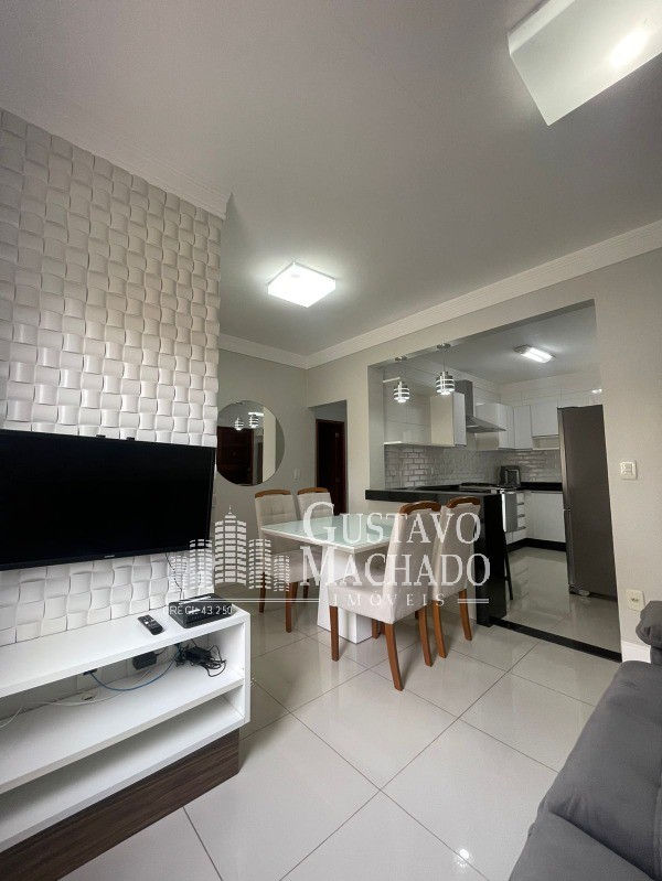 Apartamento à venda com 2 quartos, 66m² - Foto 1