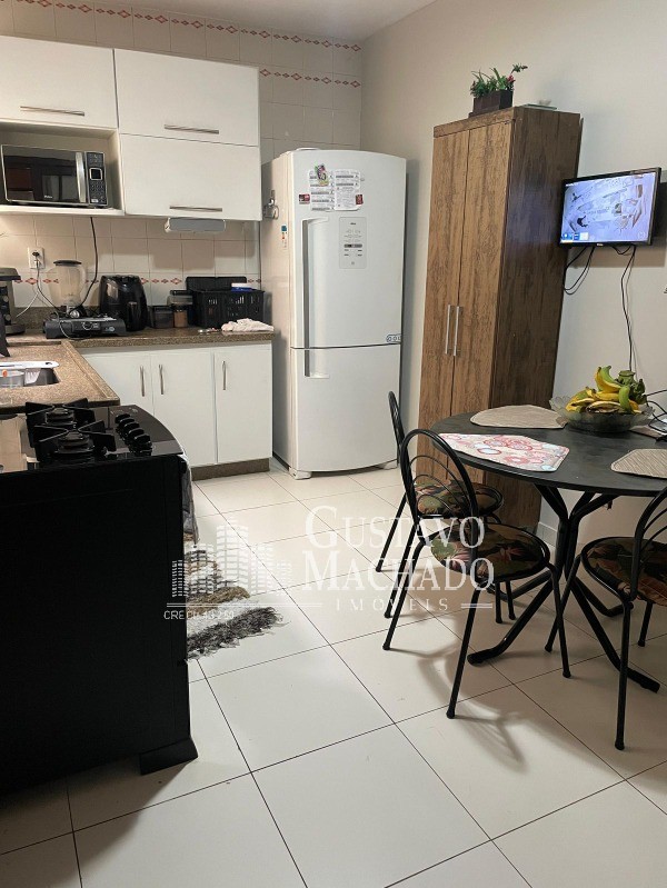 Apartamento à venda com 2 quartos, 76m² - Foto 2