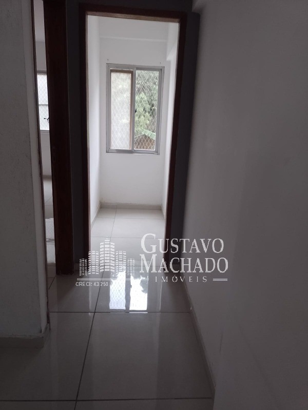 Apartamento à venda com 1 quarto, 42m² - Foto 2