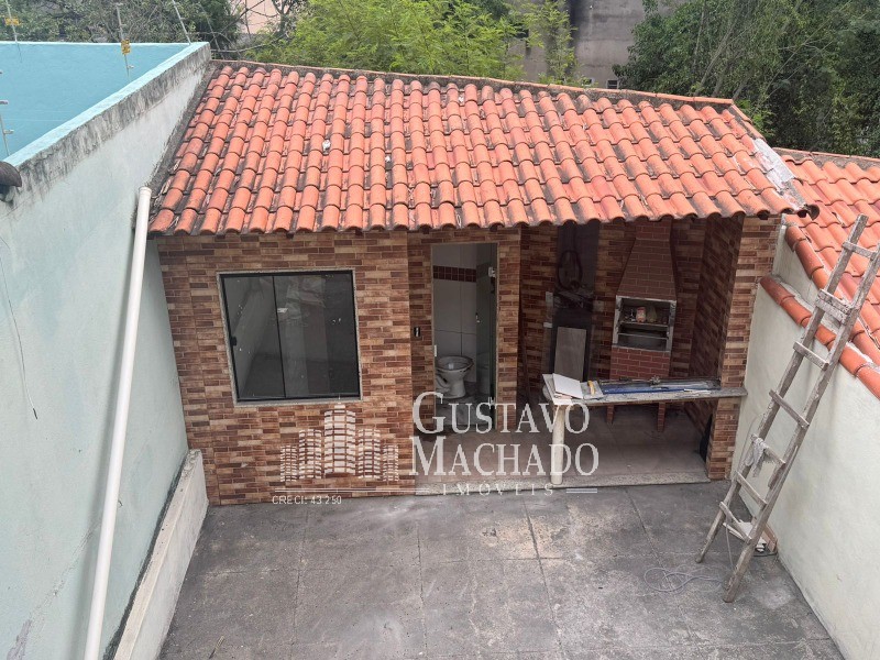 Casa à venda com 3 quartos, 120m² - Foto 12