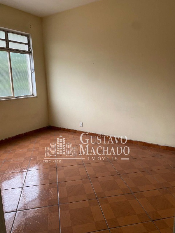 Apartamento à venda com 2 quartos, 60m² - Foto 2