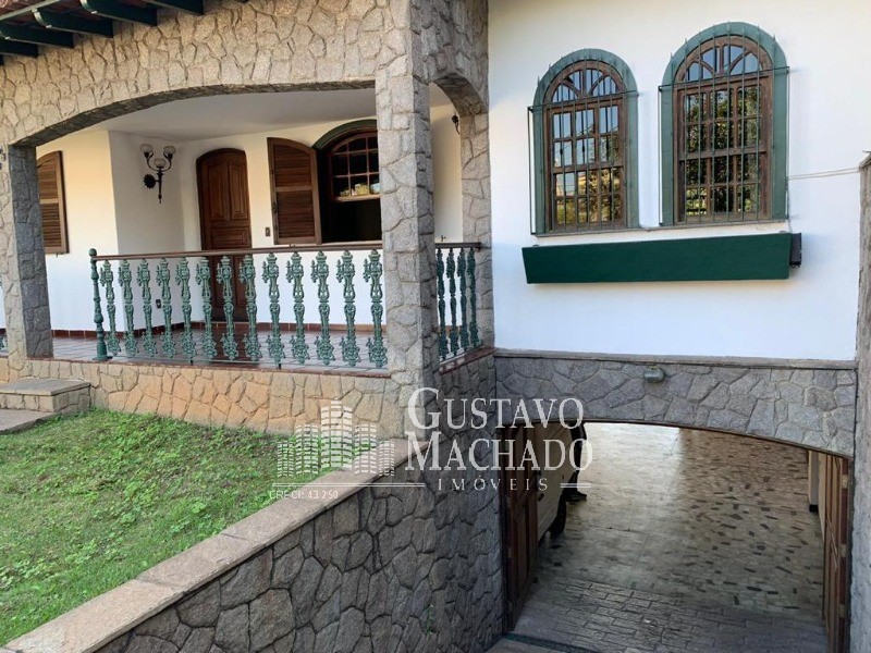 Casa à venda com 3 quartos - Foto 1