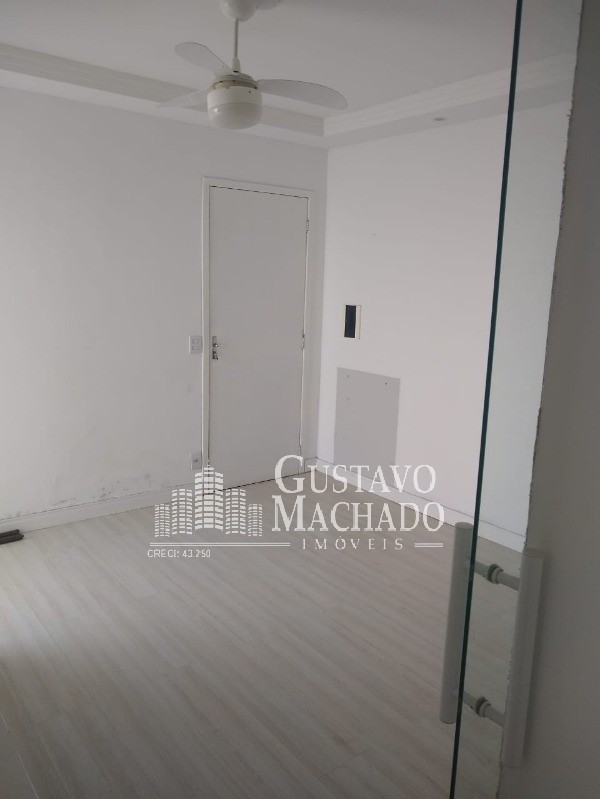 Apartamento à venda com 2 quartos, 48m² - Foto 12