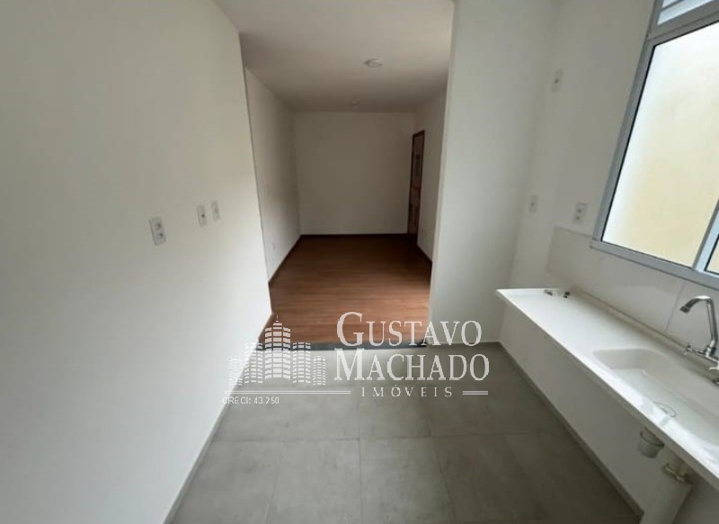 Apartamento à venda com 2 quartos, 40m² - Foto 11