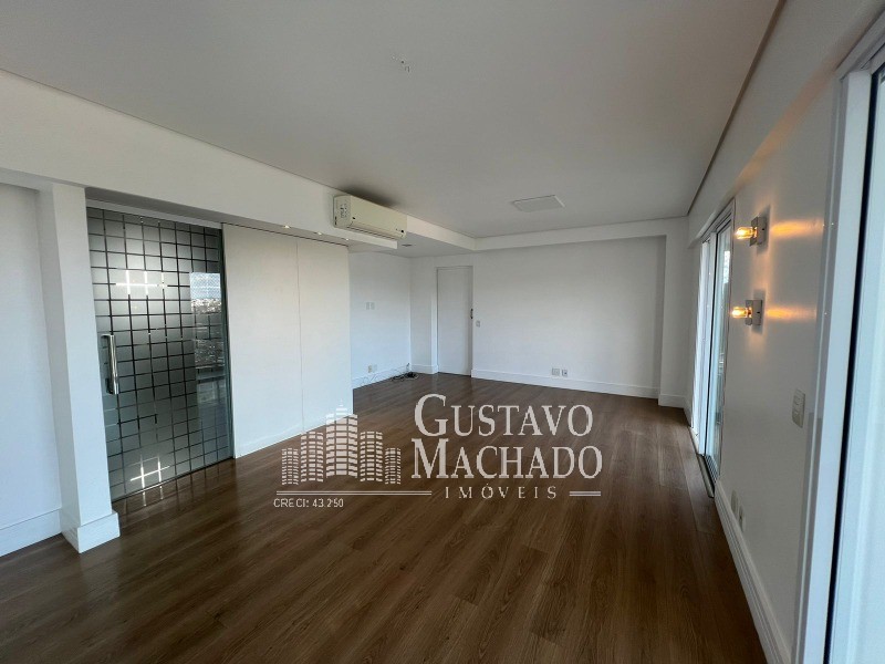 Apartamento à venda com 4 quartos, 140m² - Foto 7