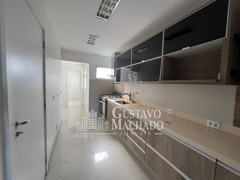 Apartamento à venda com 4 quartos, 140m² - Foto 3