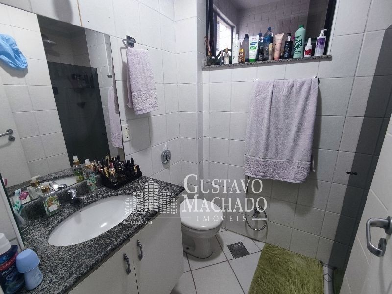 Apartamento à venda com 2 quartos, 70m² - Foto 14