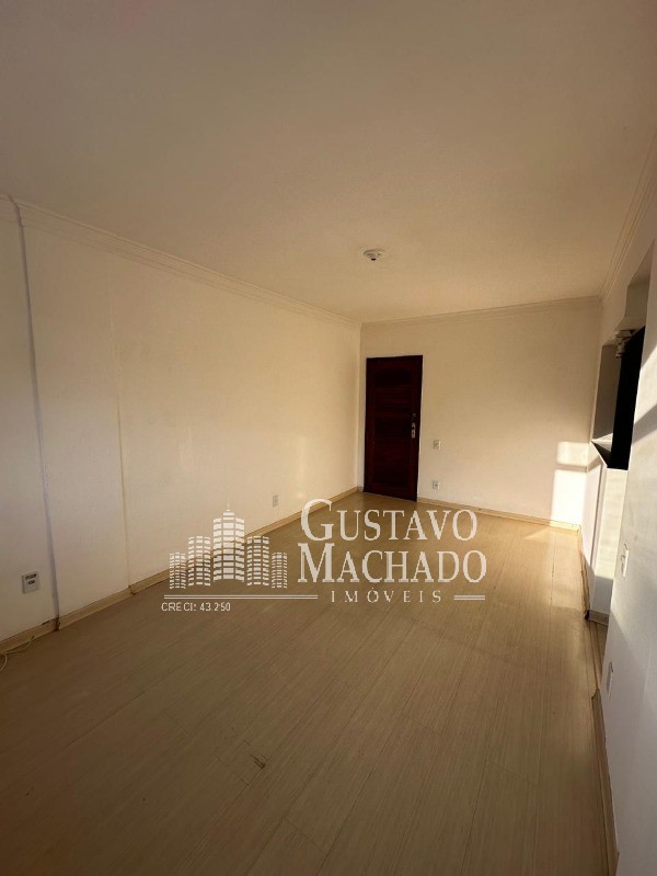 Apartamento à venda com 3 quartos, 100m² - Foto 3