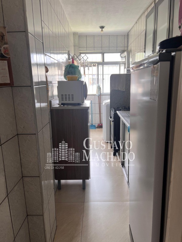 Apartamento à venda com 2 quartos, 69m² - Foto 4