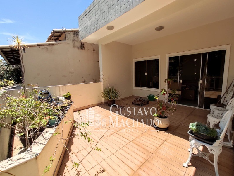 Casa à venda com 4 quartos, 243m² - Foto 42