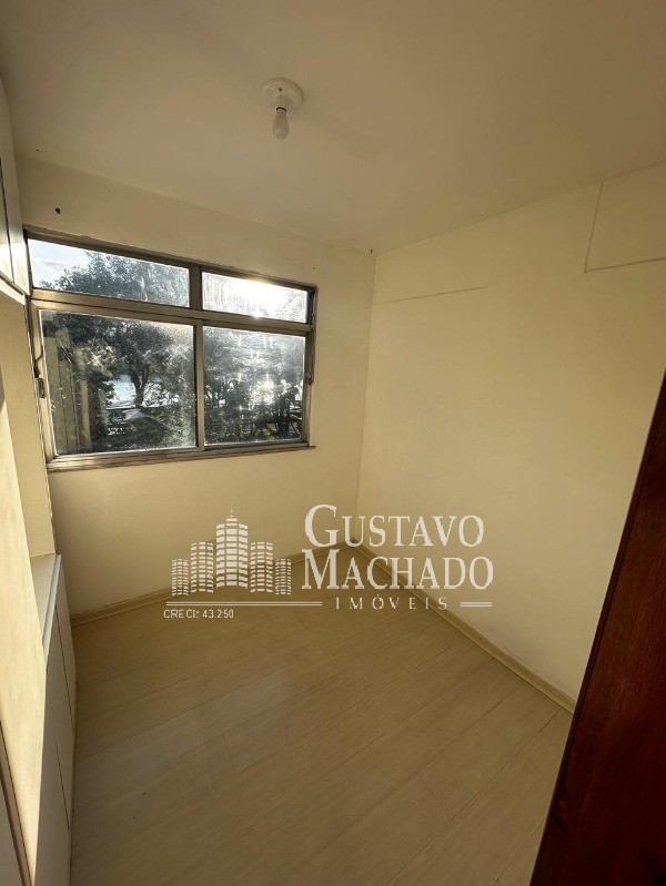 Apartamento à venda com 3 quartos, 100m² - Foto 8