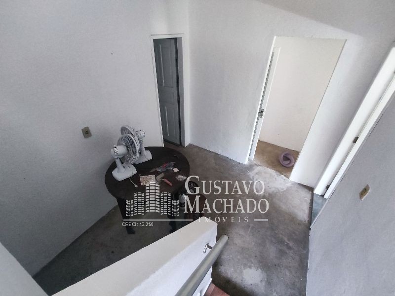 Casa para alugar com 4 quartos, 400m² - Foto 10