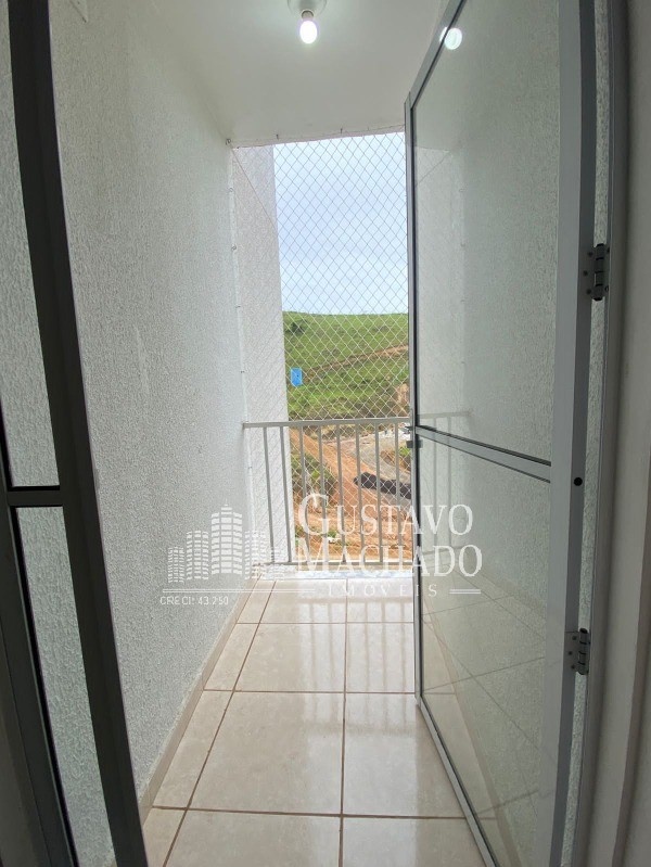 Apartamento à venda com 2 quartos, 44m² - Foto 10