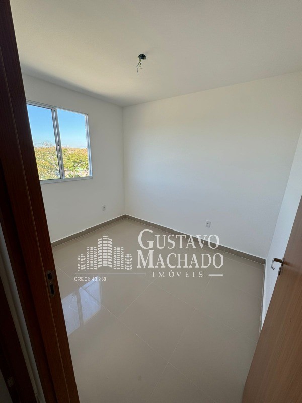 Apartamento à venda com 2 quartos, 45m² - Foto 3