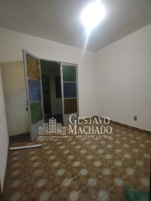 Casa à venda com 5 quartos, 324m² - Foto 17