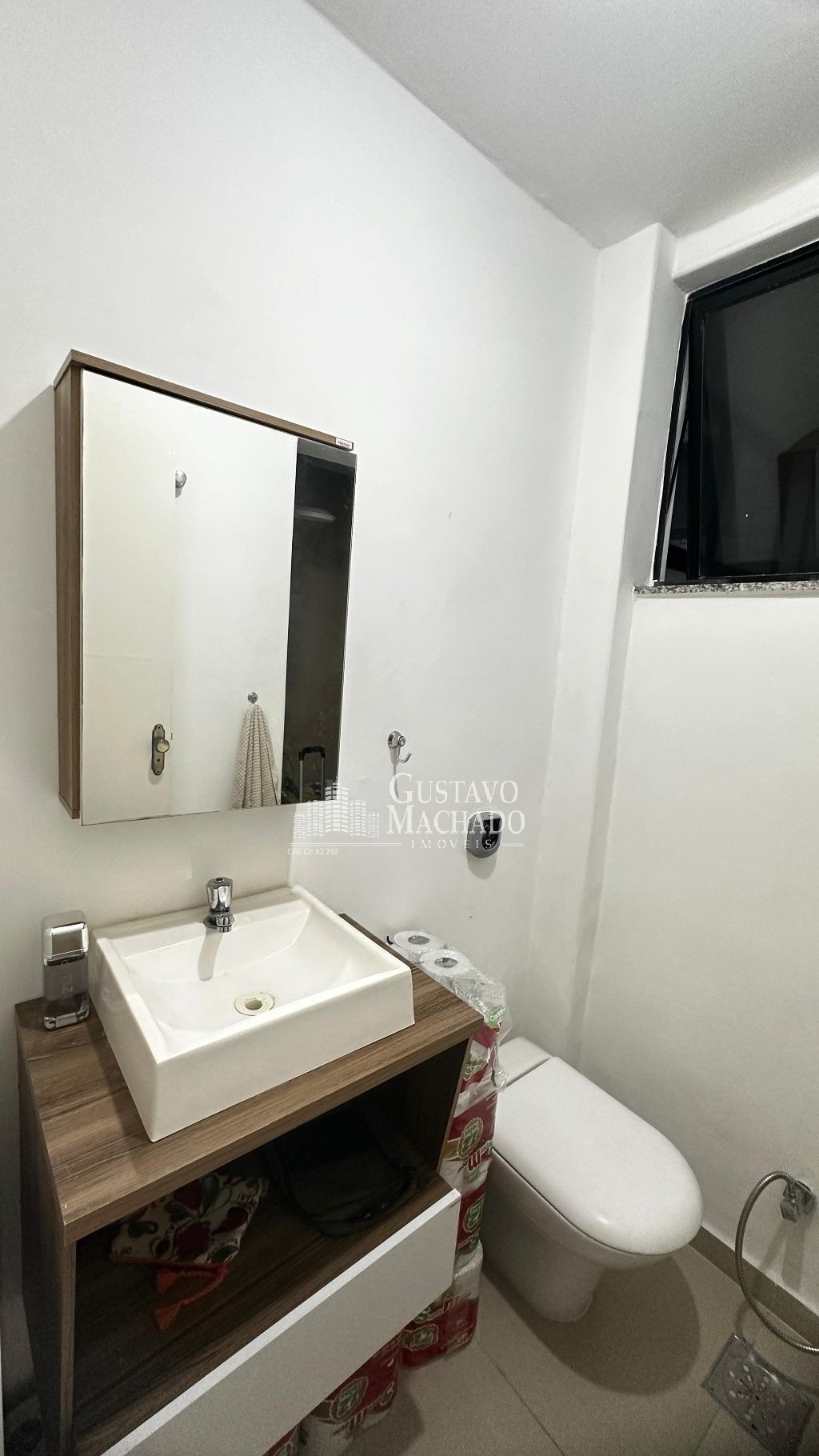 Apartamento à venda com 2 quartos, 75m² - Foto 17