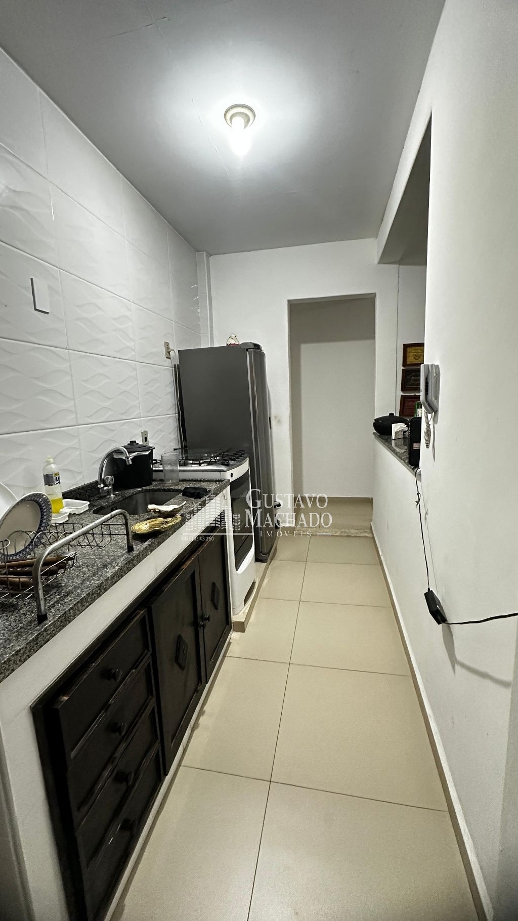 Apartamento à venda com 2 quartos, 75m² - Foto 8