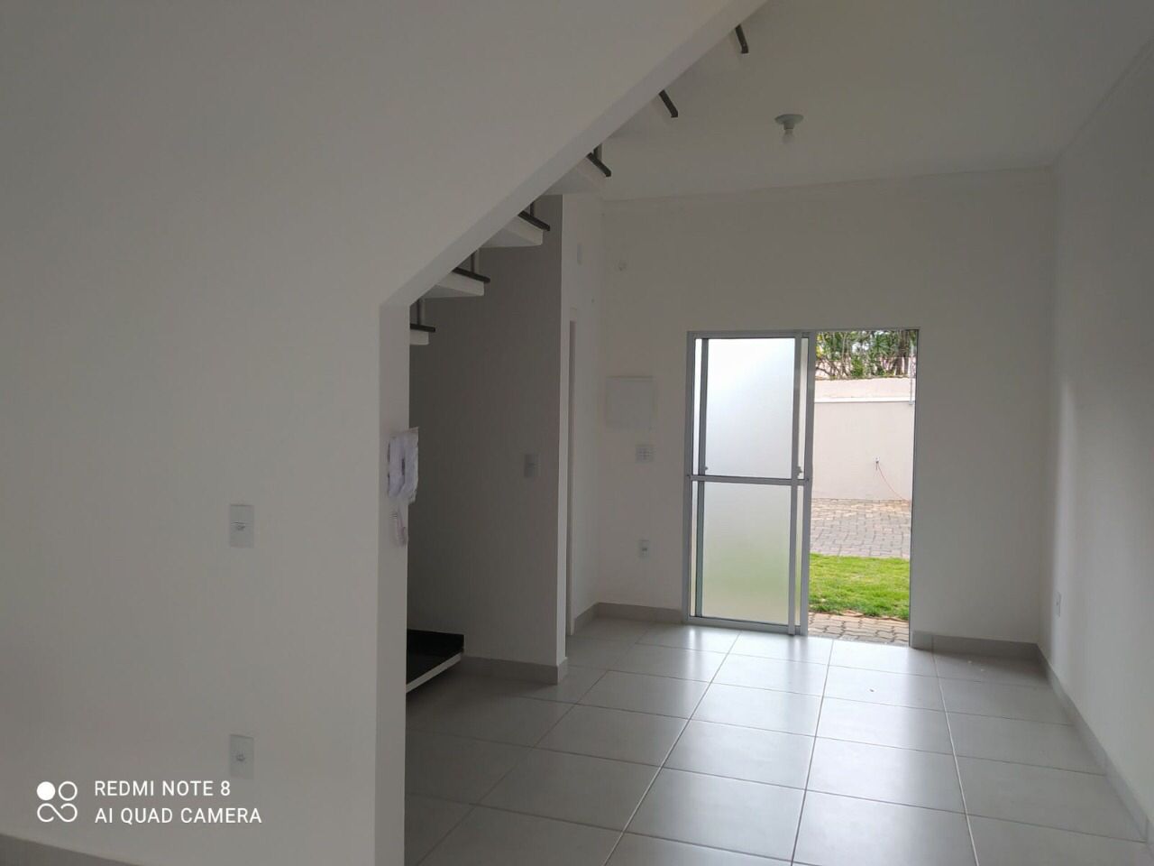 Casa à venda com 2 quartos, 72m² - Foto 4