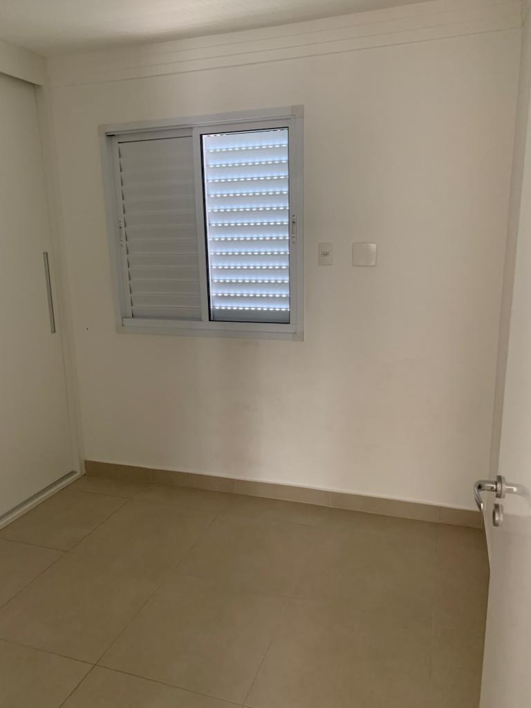 Apartamento à venda com 2 quartos, 68m² - Foto 17