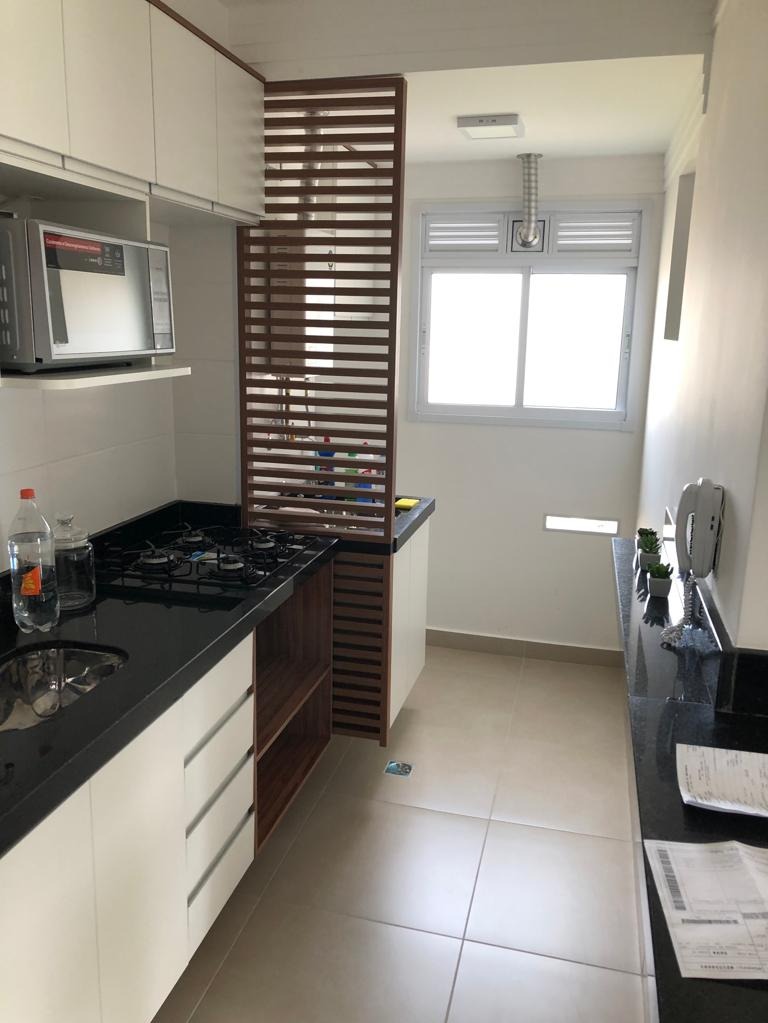 Apartamento à venda com 2 quartos, 68m² - Foto 1