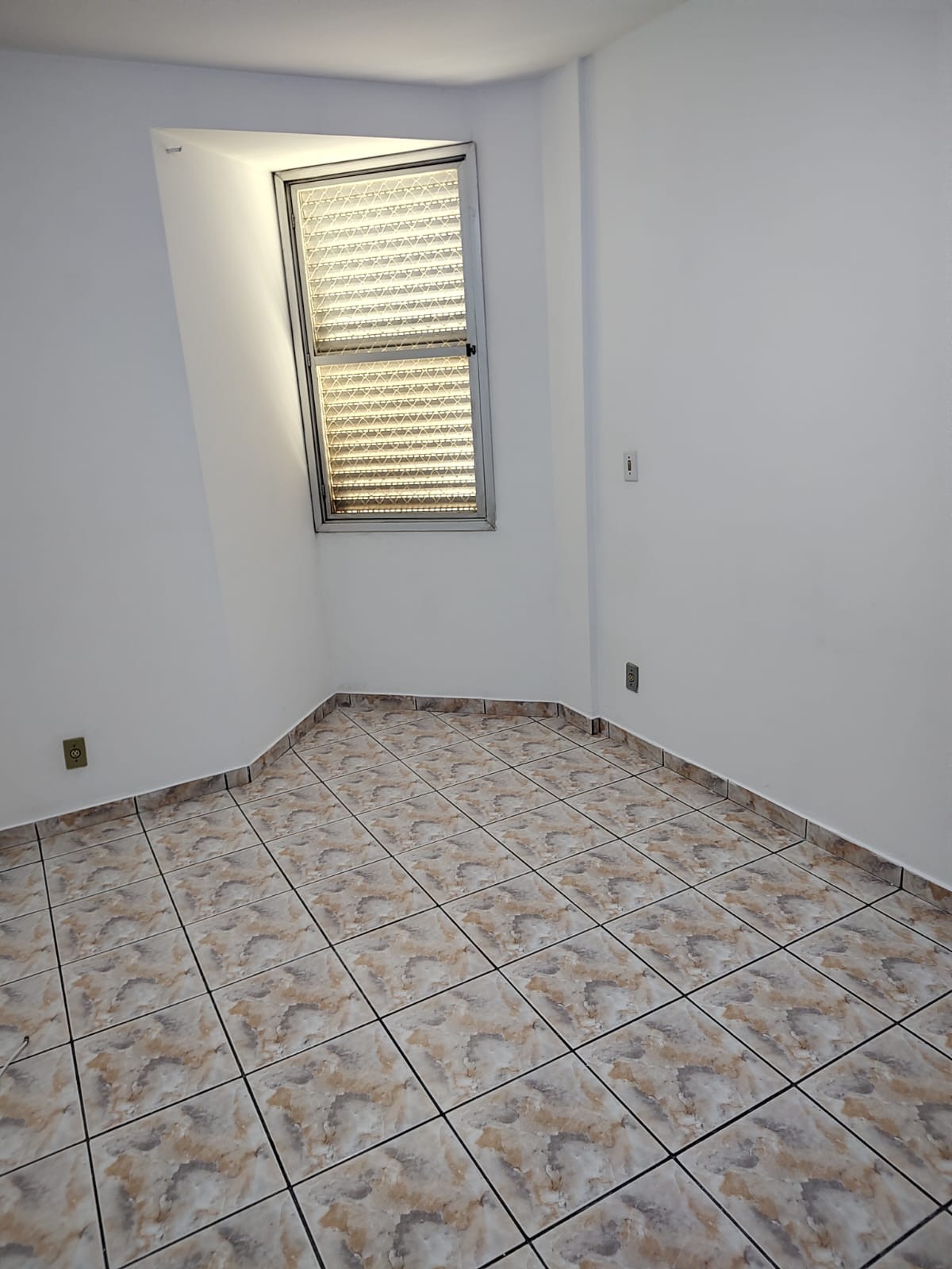 Apartamento à venda com 2 quartos, 65m² - Foto 11