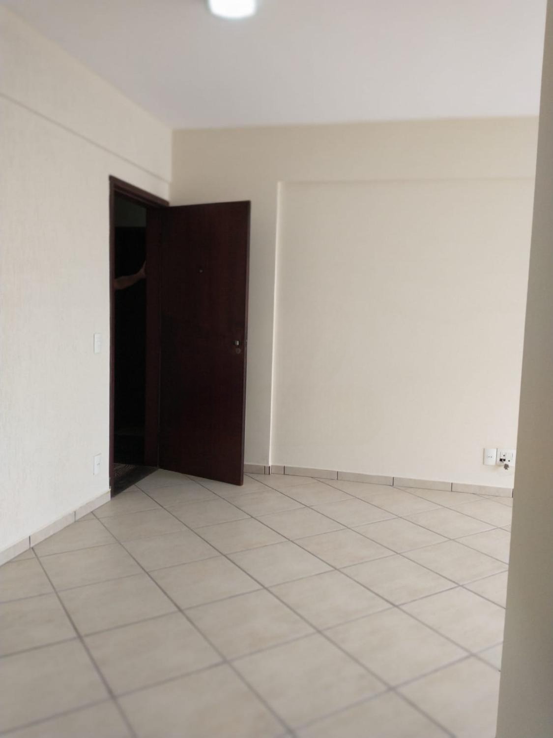 Apartamento à venda com 3 quartos, 87m² - Foto 15