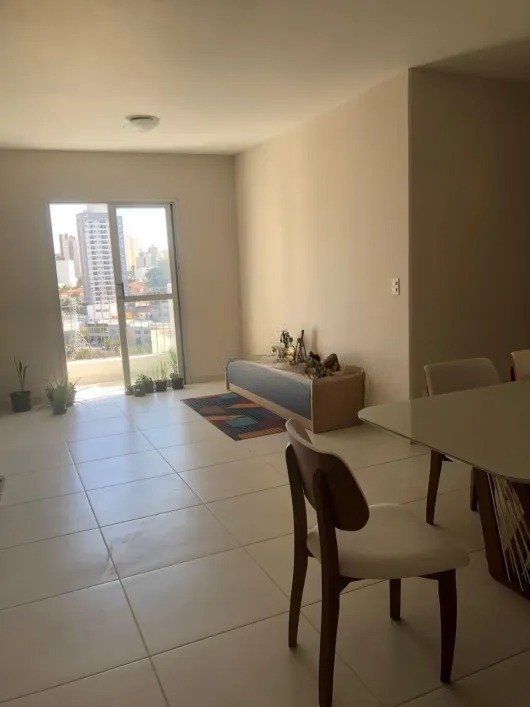 Apartamento à venda com 3 quartos, 105m² - Foto 1