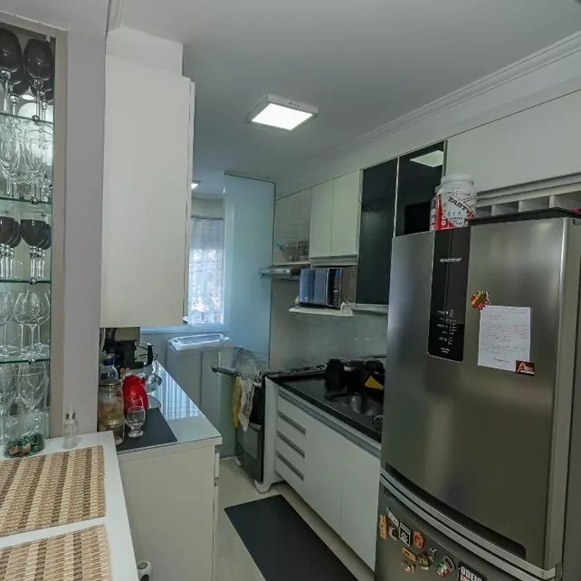 Apartamento à venda com 2 quartos, 59m² - Foto 3