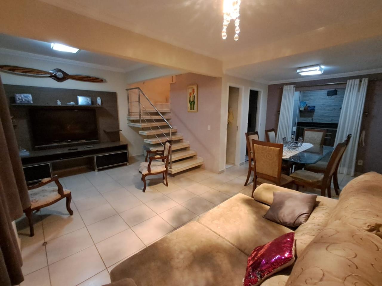 Casa, 3 quartos, 110 m² - Foto 1