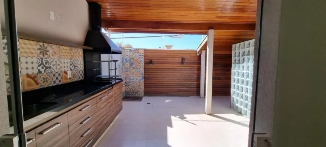 Casa, 3 quartos, 95 m² - Foto 1
