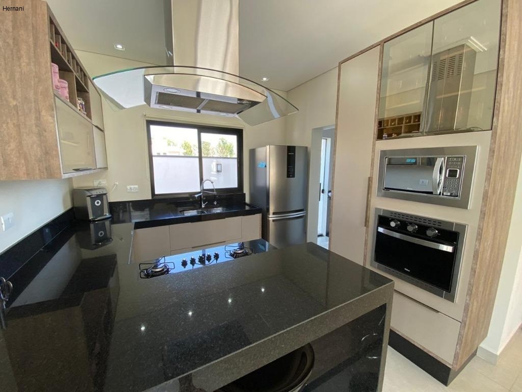 Casa, 3 quartos, 250 m² - Foto 37