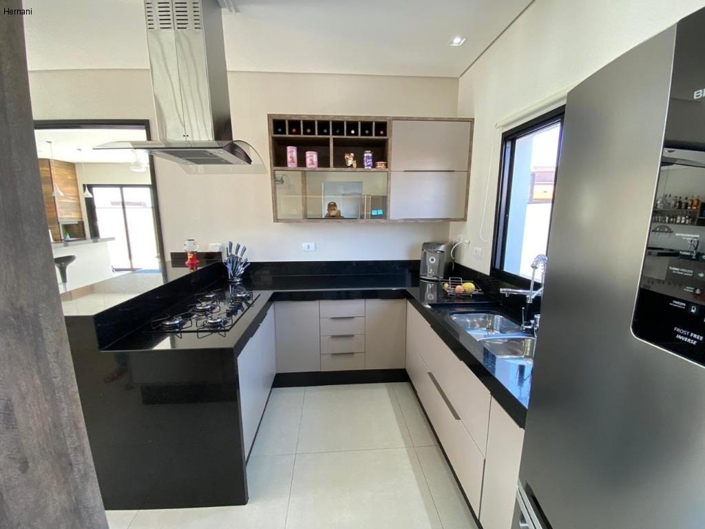Casa, 3 quartos, 250 m² - Foto 39