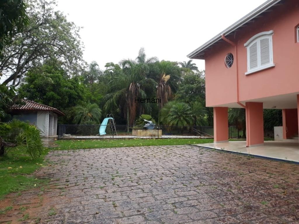 Casa à venda com 4 quartos, 590m² - Foto 9