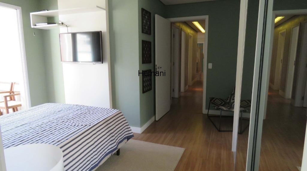 Apartamento à venda com 3 quartos, 130m² - Foto 15