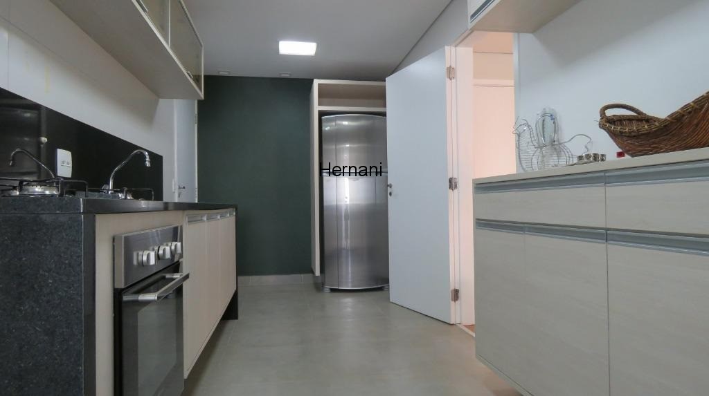 Apartamento à venda com 3 quartos, 130m² - Foto 28