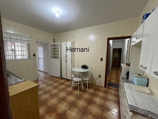 Casa à venda com 3 quartos, 125m² - Foto 2