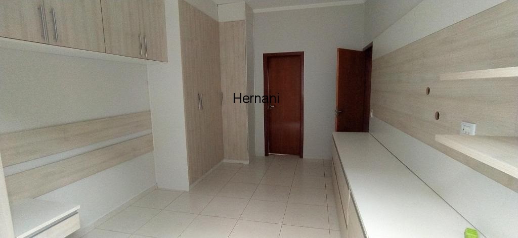 Casa à venda com 3 quartos, 144m² - Foto 12