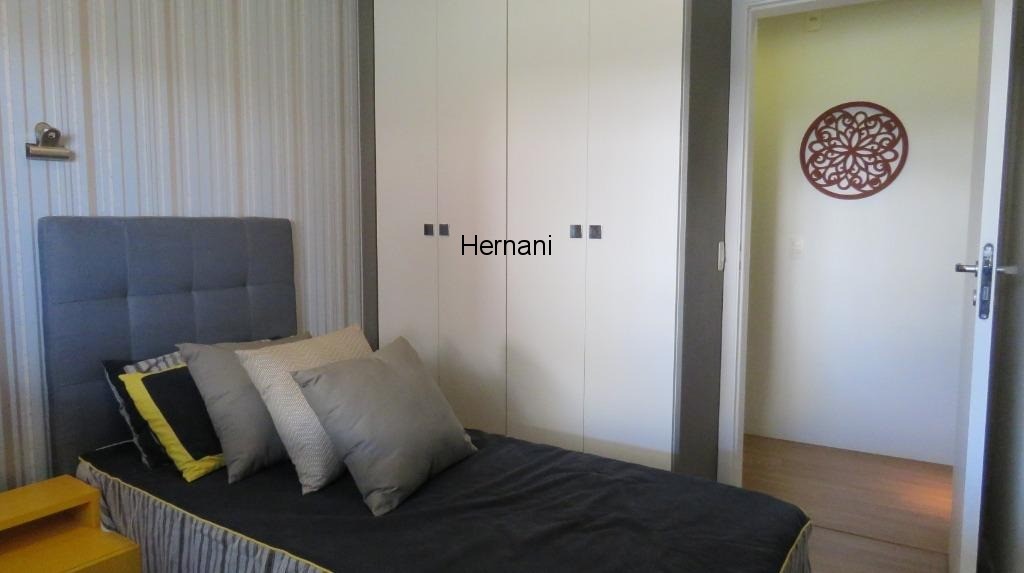 Apartamento à venda com 3 quartos, 130m² - Foto 5