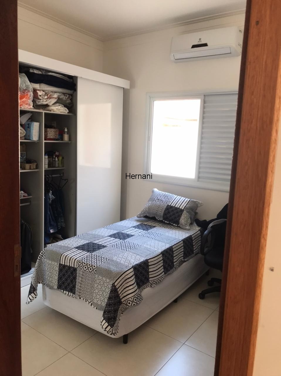 Casa à venda com 2 quartos, 86m² - Foto 2