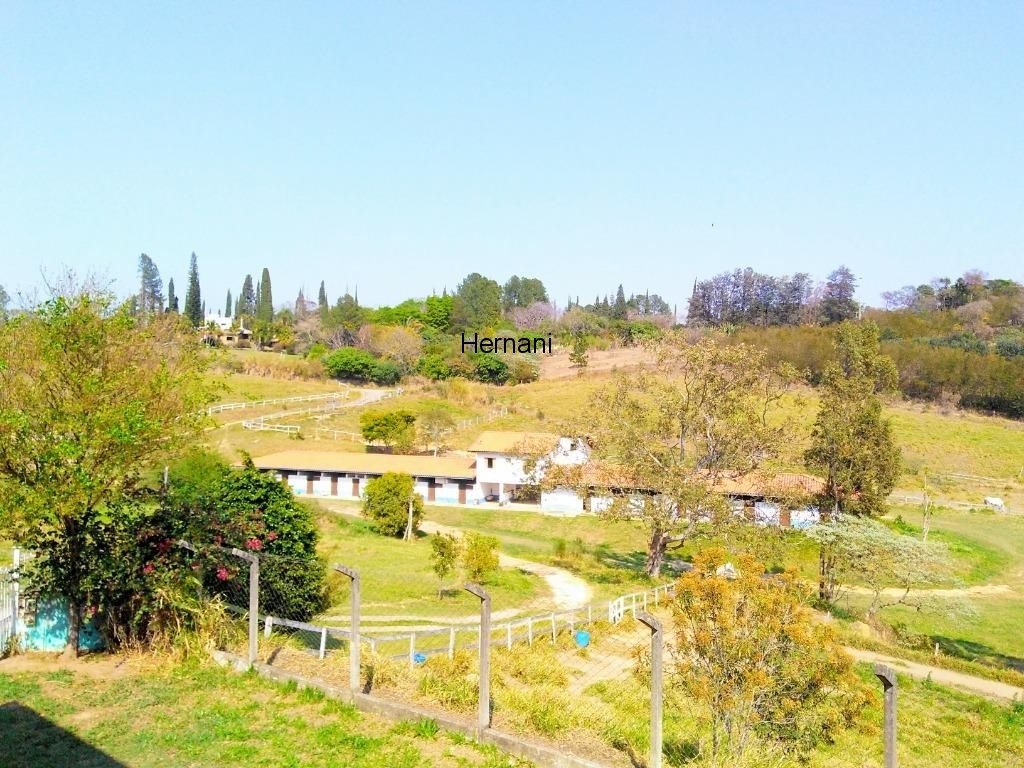 Fazenda à venda com 3 quartos, 48800m² - Foto 1