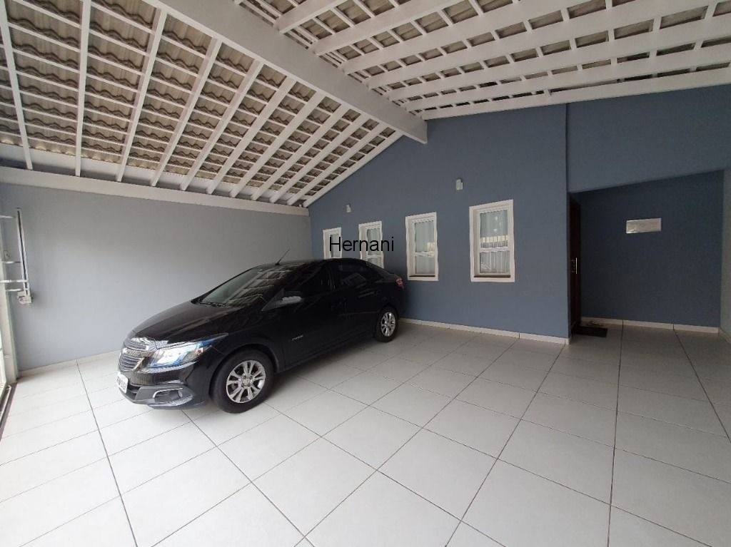 Casa, 3 quartos, 172 m² - Foto 1