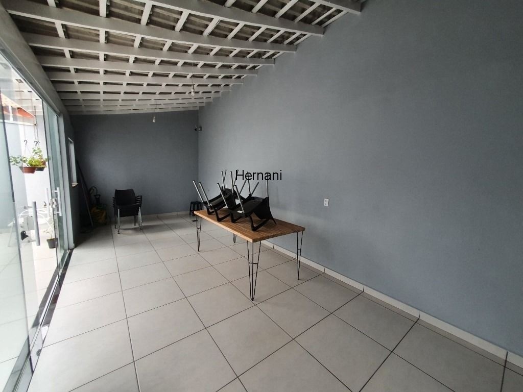 Casa, 3 quartos, 172 m² - Foto 4