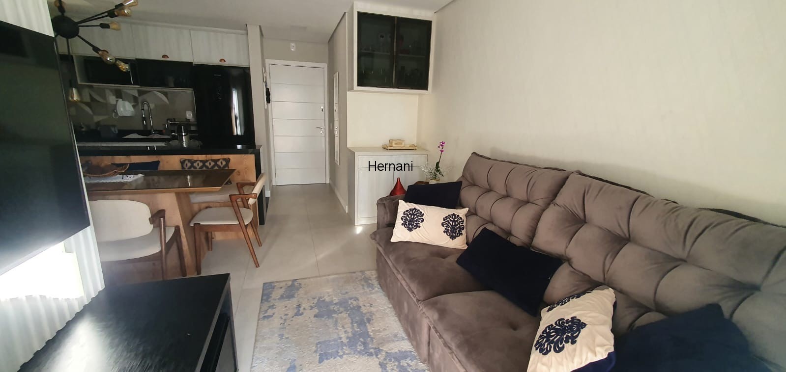 Apartamento à venda e aluguel com 3 quartos, 77m² - Foto 3