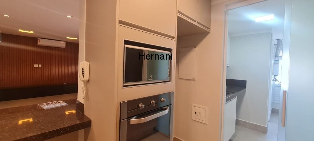 Apartamento para alugar com 2 quartos, 130m² - Foto 14