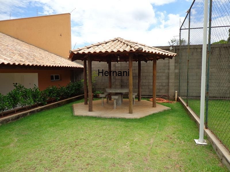 Casa à venda com 3 quartos, 250m² - Foto 16