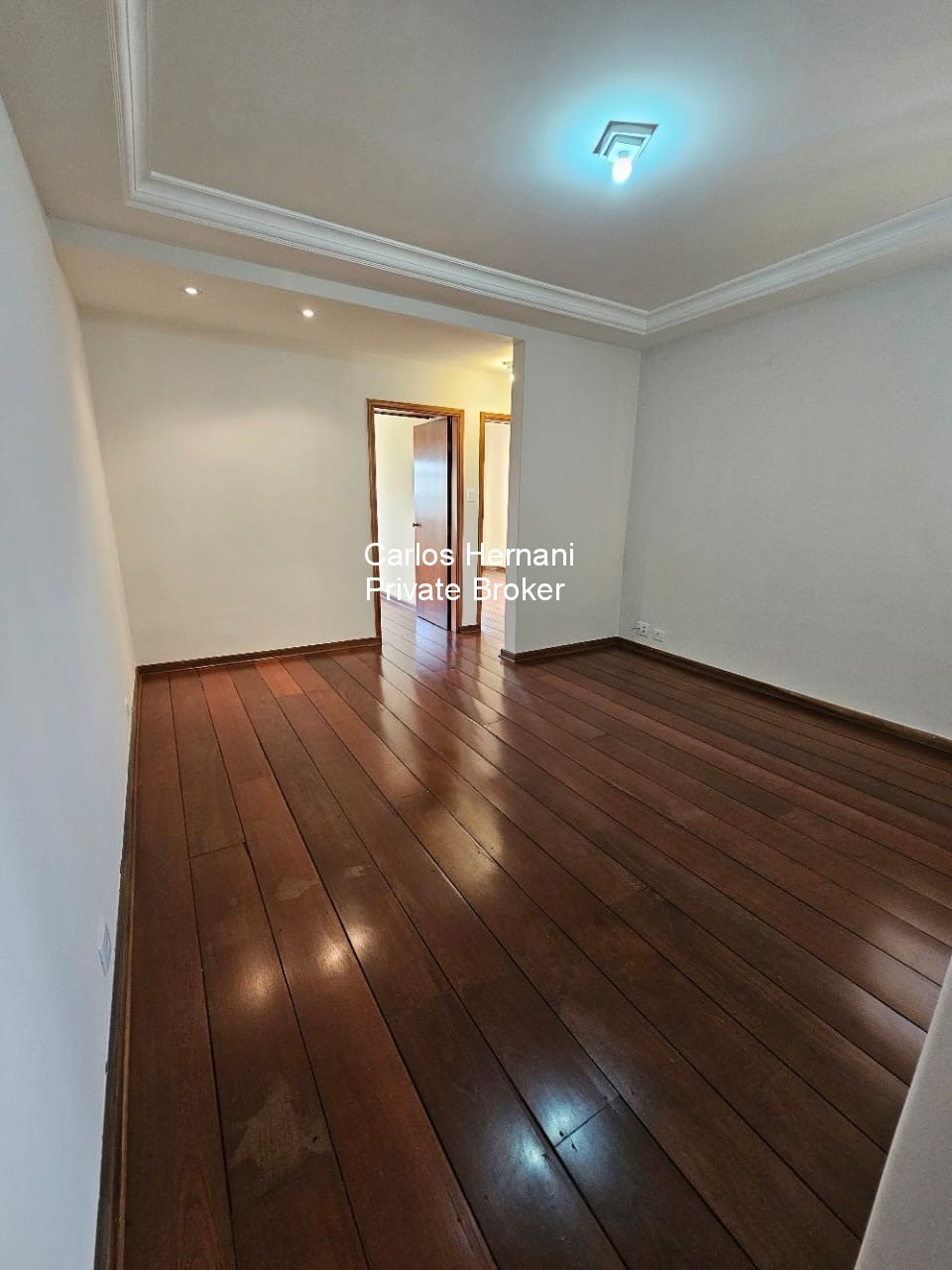 Apartamento à venda com 2 quartos, 70m² - Foto 13