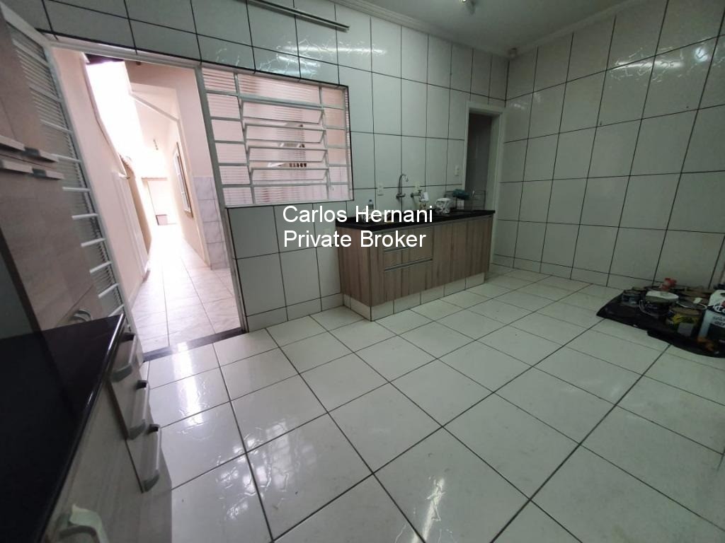 Casa à venda com 2 quartos, 160m² - Foto 6