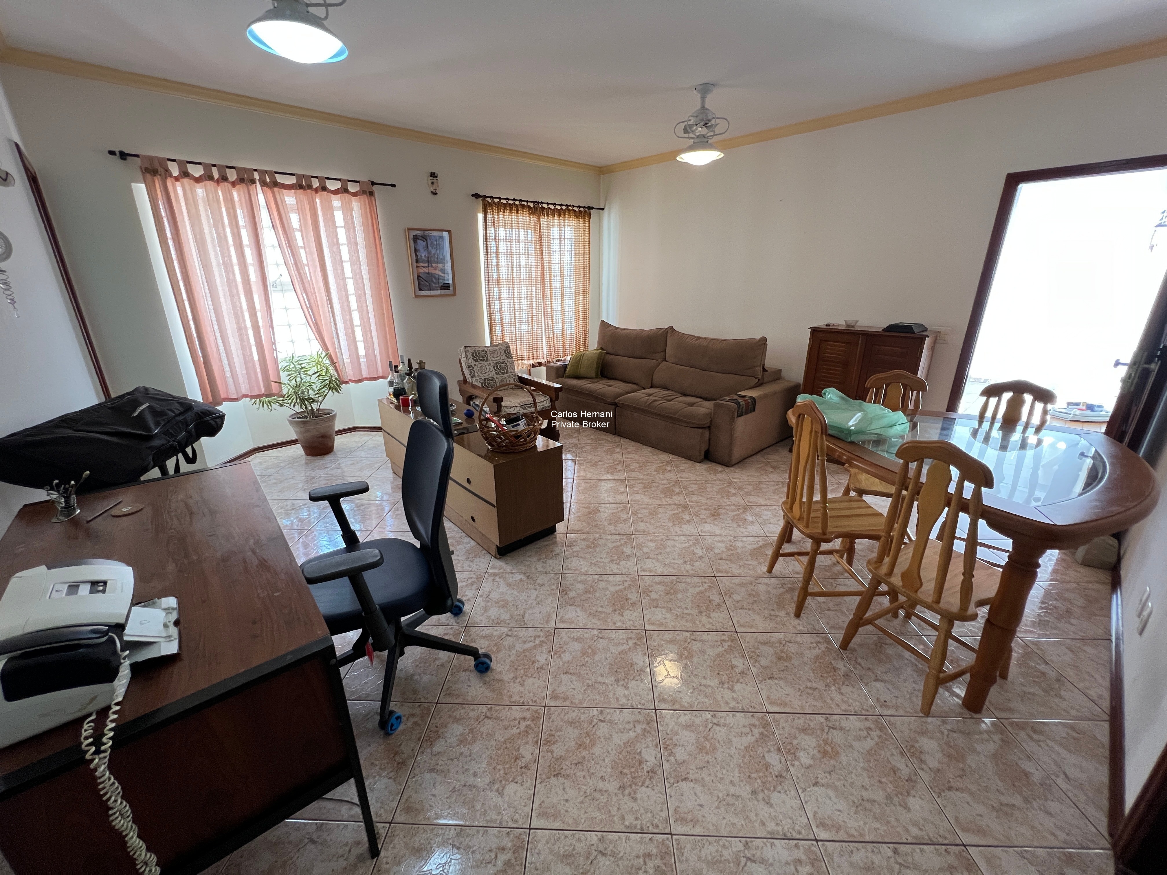 Casa à venda com 3 quartos, 301m² - Foto 10